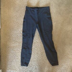 Grey leggings with mesh on the side